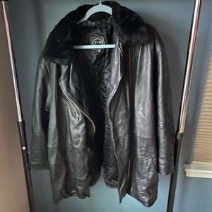 Leather biker jacket with detachable fur color